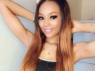 BustyBabeShaniicex's Thumb Image