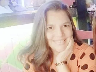 EstelaHot111's Thumb Image