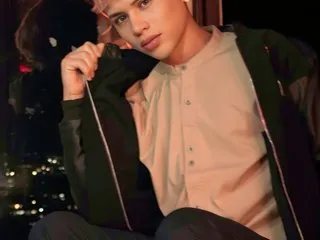 JostinCanbou's Thumb Image