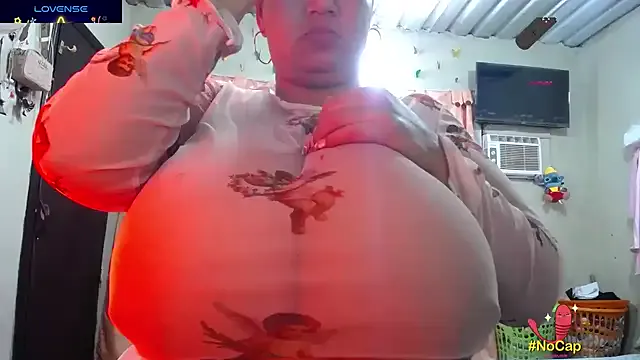 _sonia_bigboobs's Thumb Image