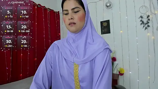 AishaAmin_ Image 13