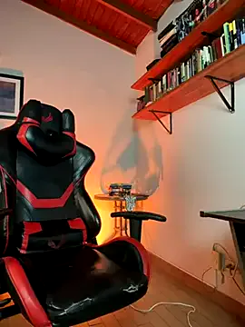 AlekBlake_ Image 4