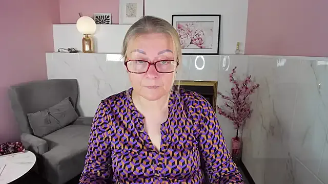 AlexandraKind Image 8