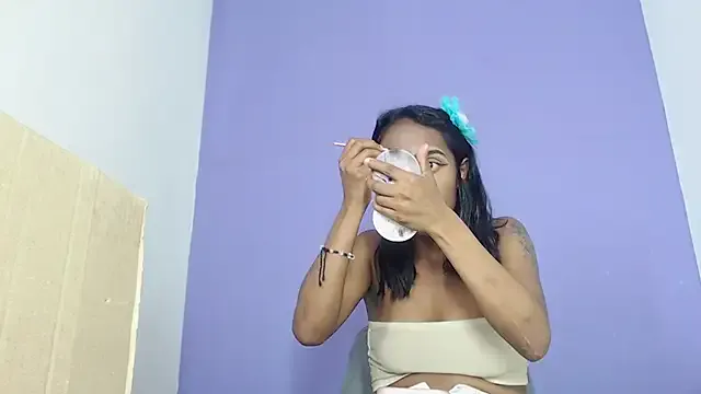 avaleri_cherry Image 18