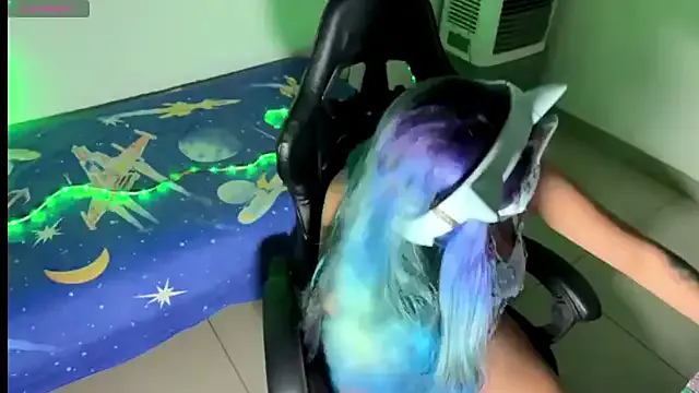 bluesubmissive Image 11