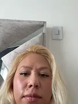 ConstansBlonde Image 14