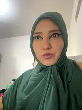 hannahayat Image 14