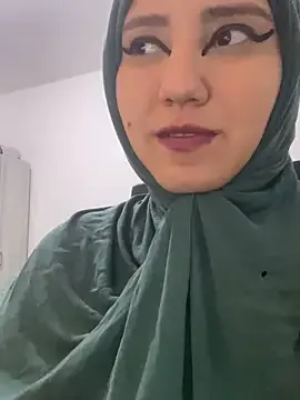 hannahayat Image 3