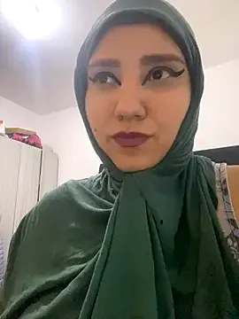 hannahayat Image 4