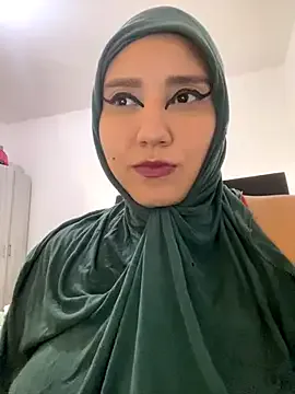 hannahayat Image 6