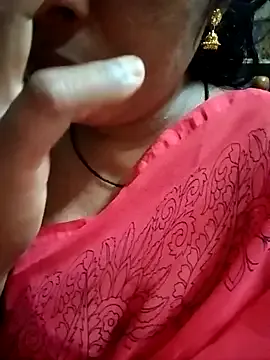 hotsangeetha Image 11
