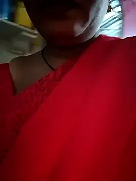 hotsangeetha Image 12