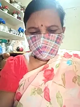 hotsangeetha Image 18