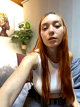 Karen18_boobs Image 4