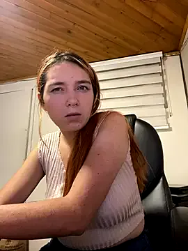 Karen18_boobs Image 7