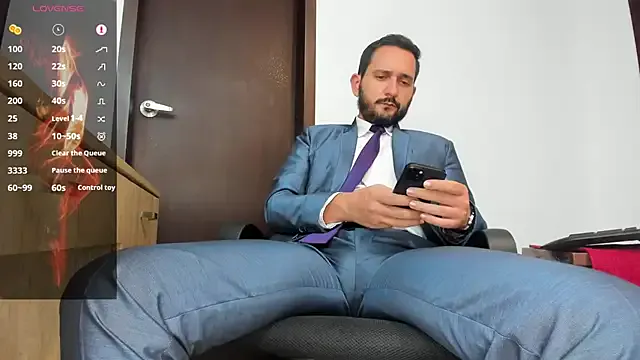KarlBoss1 Image 8