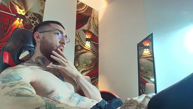 Luke_davis01 Image 15