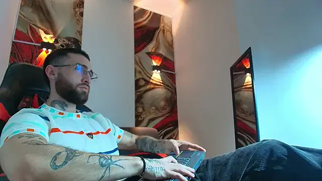 Luke_davis01 Image 19