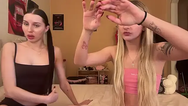 lustytwins Image 17