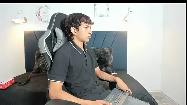 maicol_cum23 Image 2