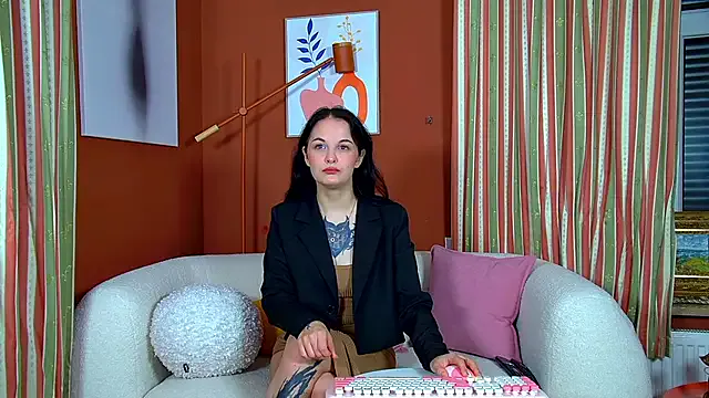 MollyMillsen Image 4