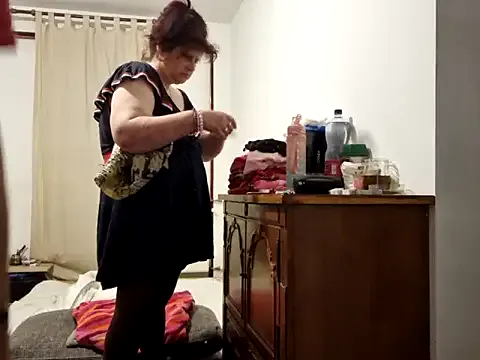 Samantha_Squirt@xh Image 2