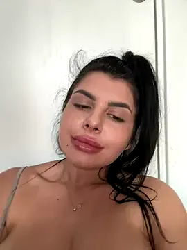 Scarlett-Dream Image 3