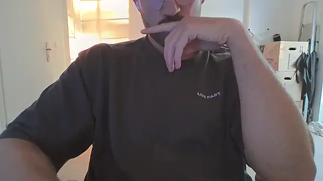 taallguyy_196 Image 15